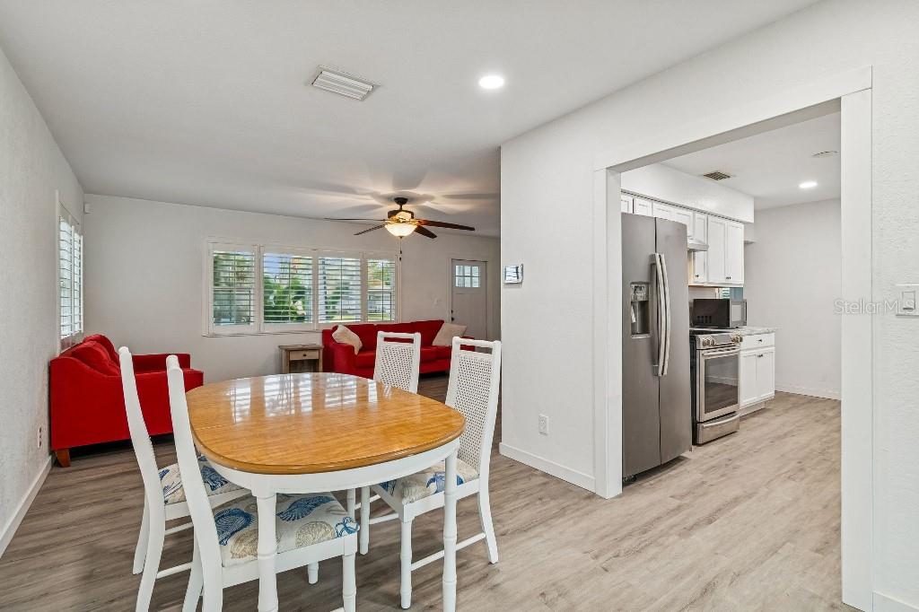 4601 VENETIAN BLVD NE, ST PETERSBURG, FL — photo 5