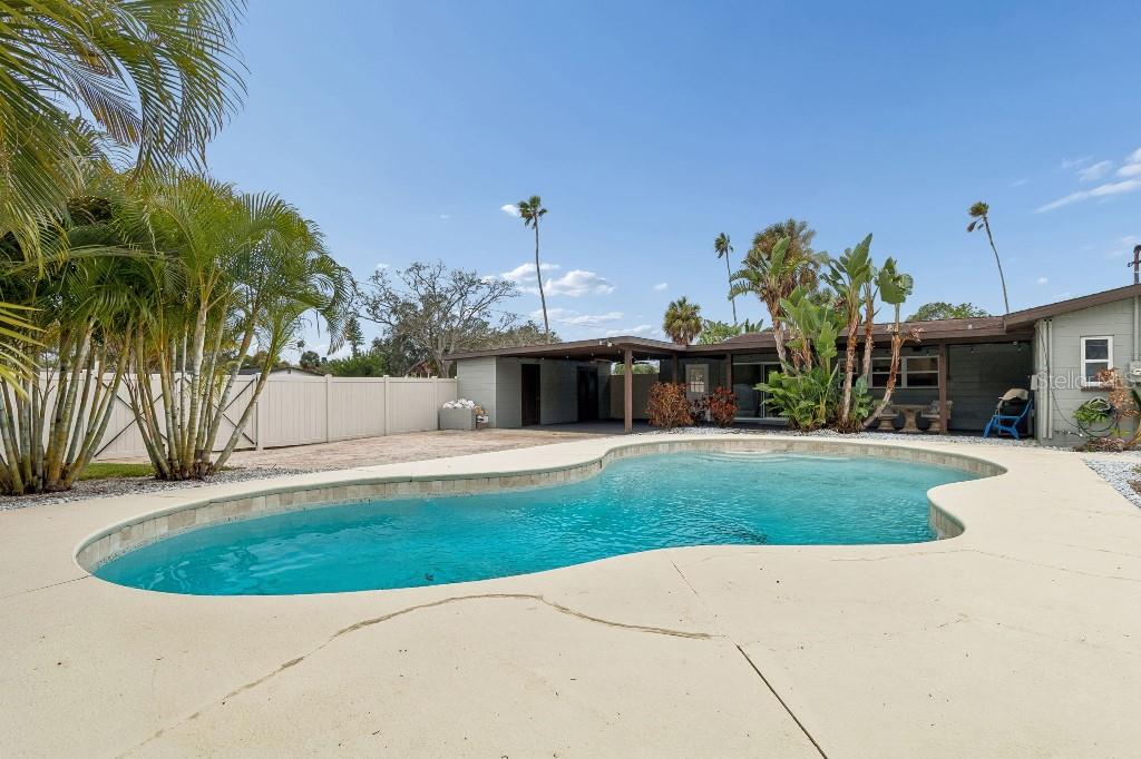 4601 VENETIAN BLVD NE, ST PETERSBURG, FL — photo 23