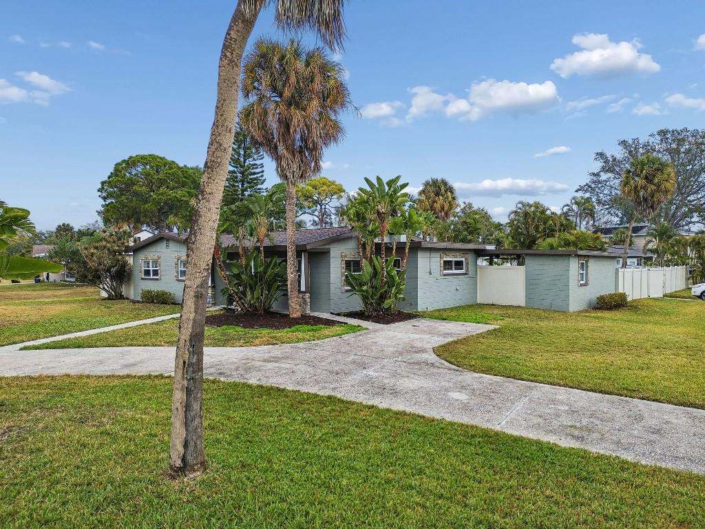 4601 VENETIAN BLVD NE, ST PETERSBURG, FL — photo 28