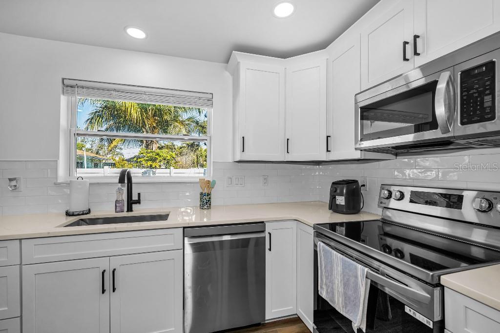 60 KIPLING PLZ, CLEARWATER BEACH, FL — photo 15
