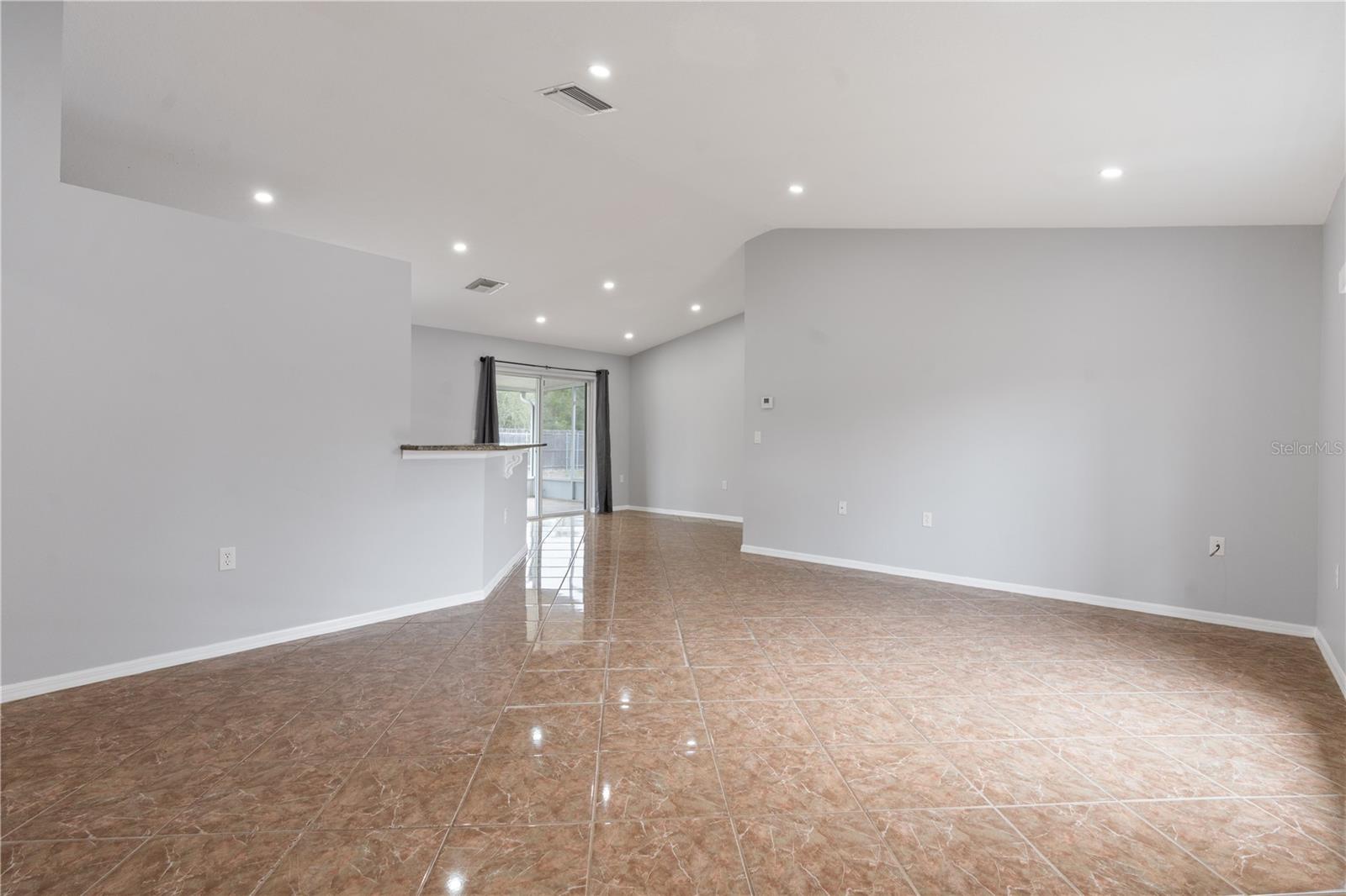 17168 SW 39TH CIR, OCALA, FL — photo 4