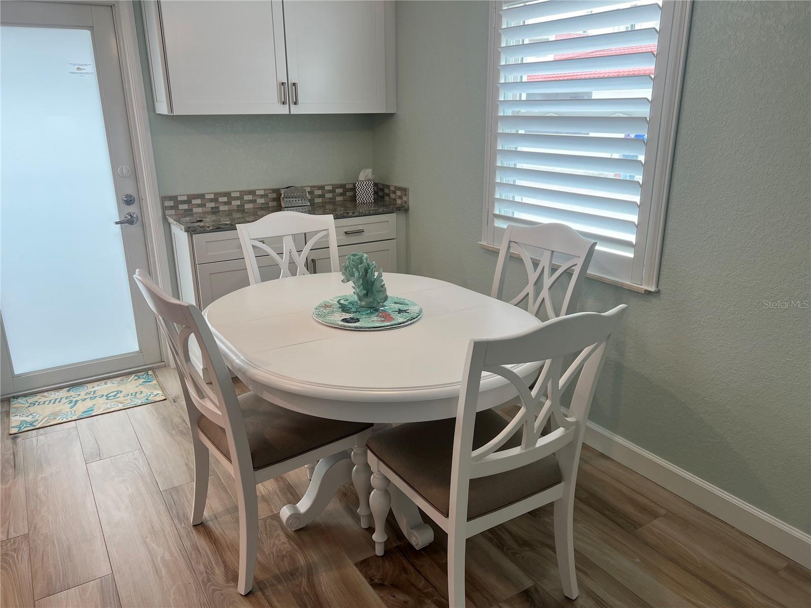6154 MIDNIGHT PASS RD #D16, SARASOTA, FL — photo 3