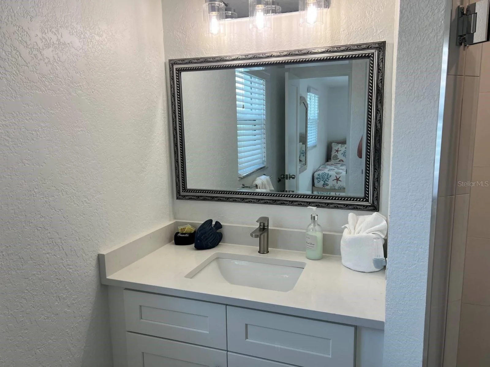 6154 MIDNIGHT PASS RD #A04, SARASOTA, FL — photo 25