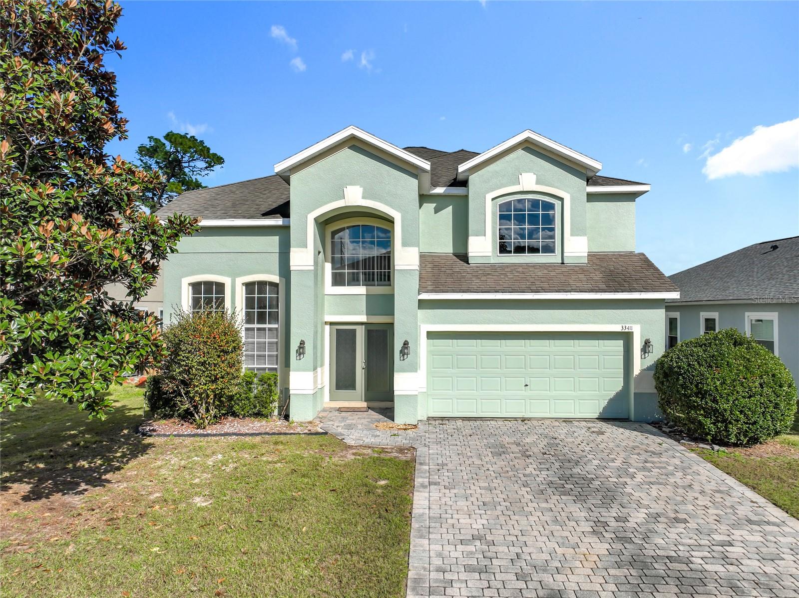 33411 TERRAGONA DR, SORRENTO, FL