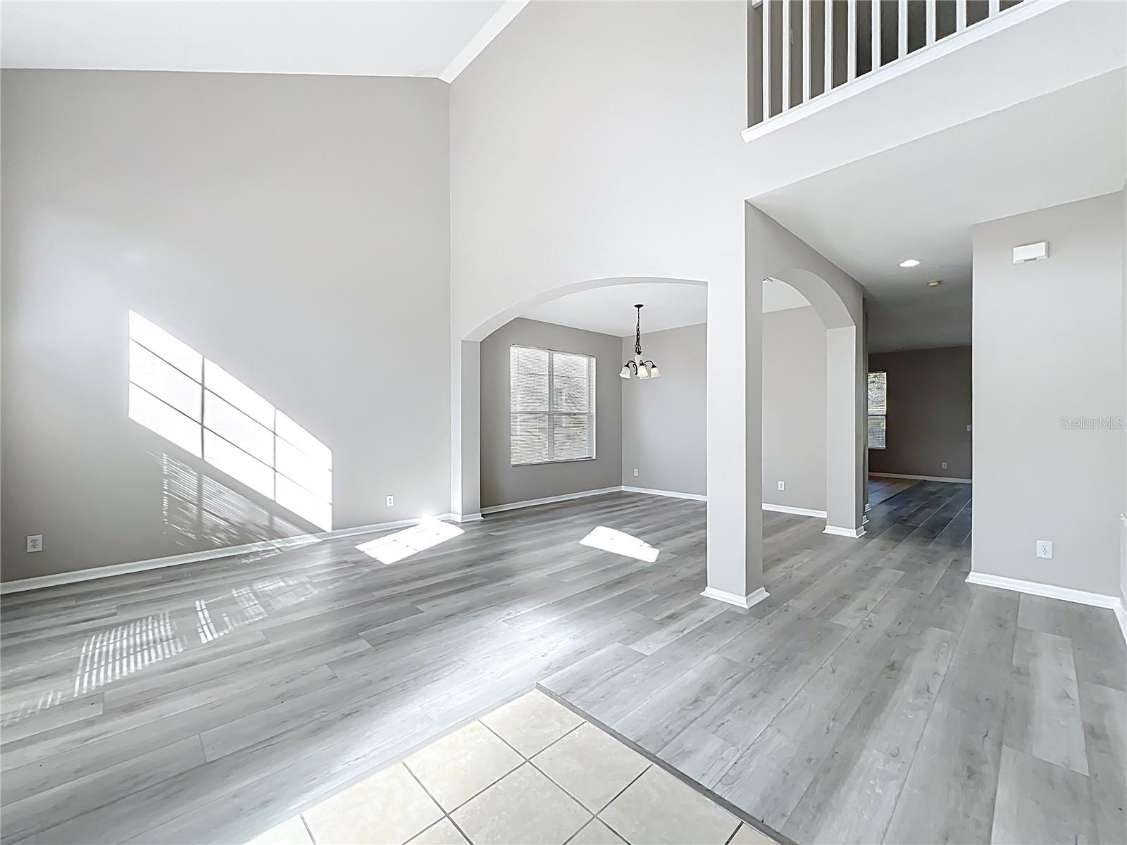 33411 TERRAGONA DR, SORRENTO, FL — photo 7