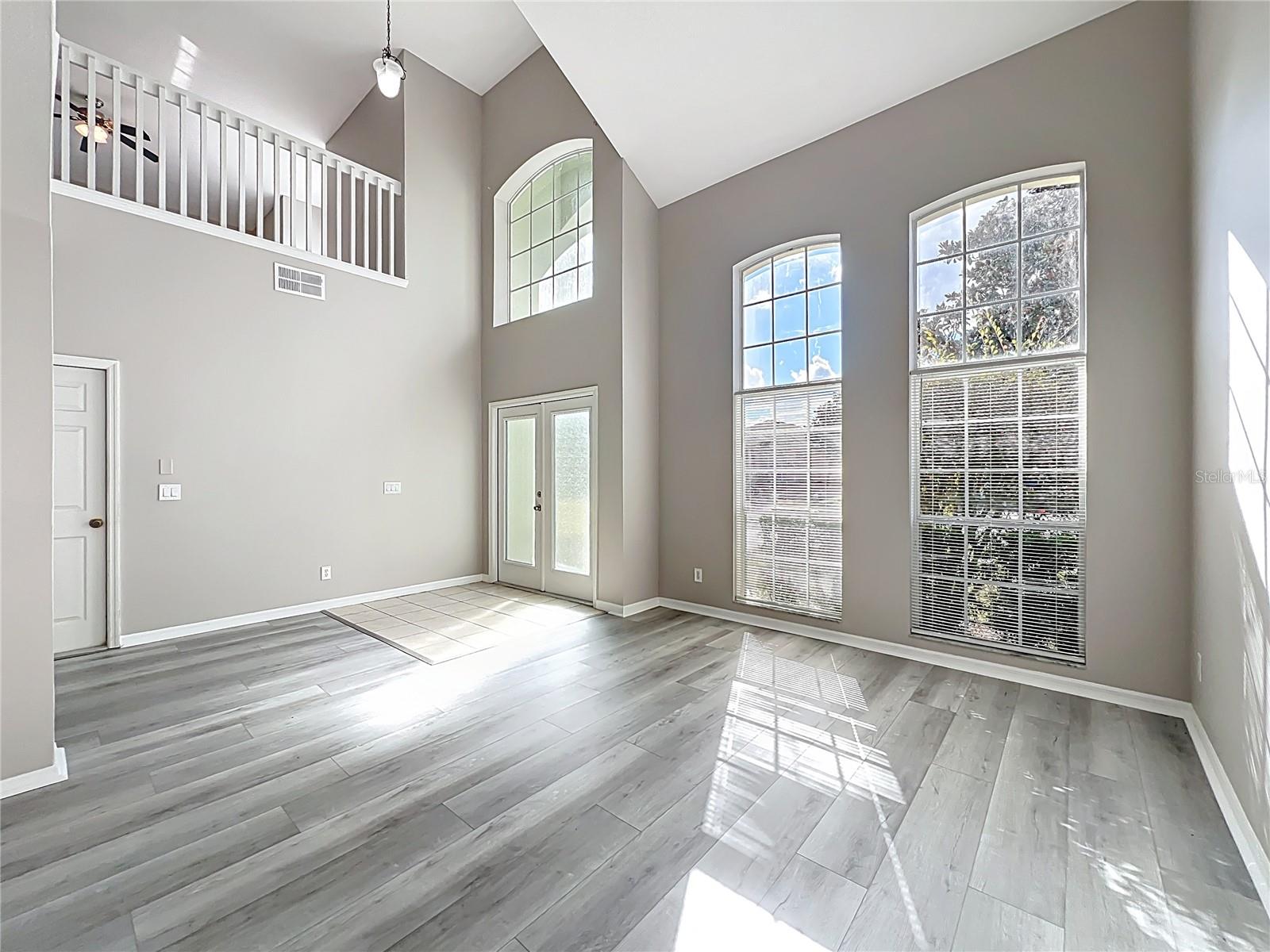 33411 TERRAGONA DR, SORRENTO, FL — photo 13