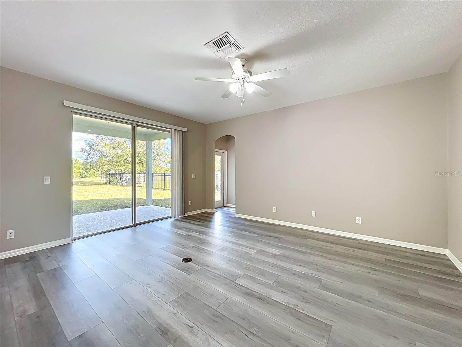 33411 TERRAGONA DR, SORRENTO, FL — photo 51