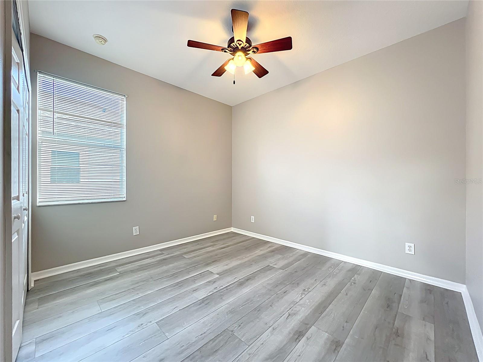 33411 TERRAGONA DR, SORRENTO, FL — photo 53