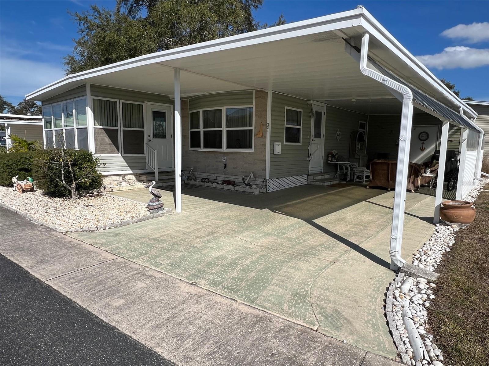 37 PINDO PALM ST W, LARGO, FL