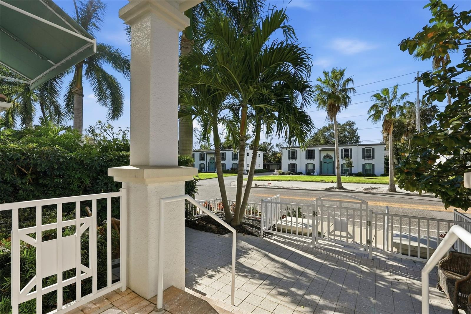 1325 SNELL ISLE BLVD NE #105, ST PETERSBURG, FL — photo 4