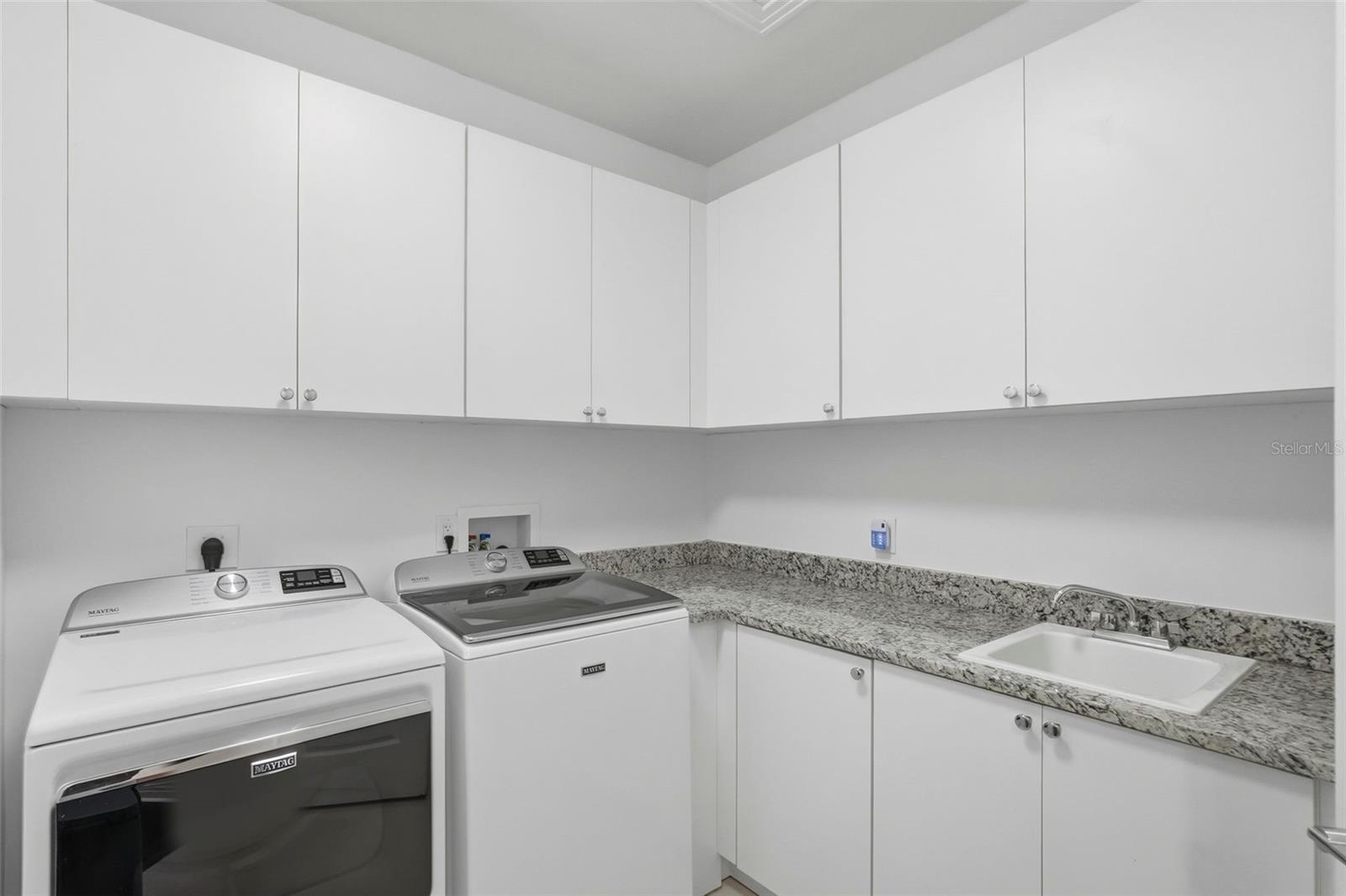 1325 SNELL ISLE BLVD NE #105, ST PETERSBURG, FL — photo 38