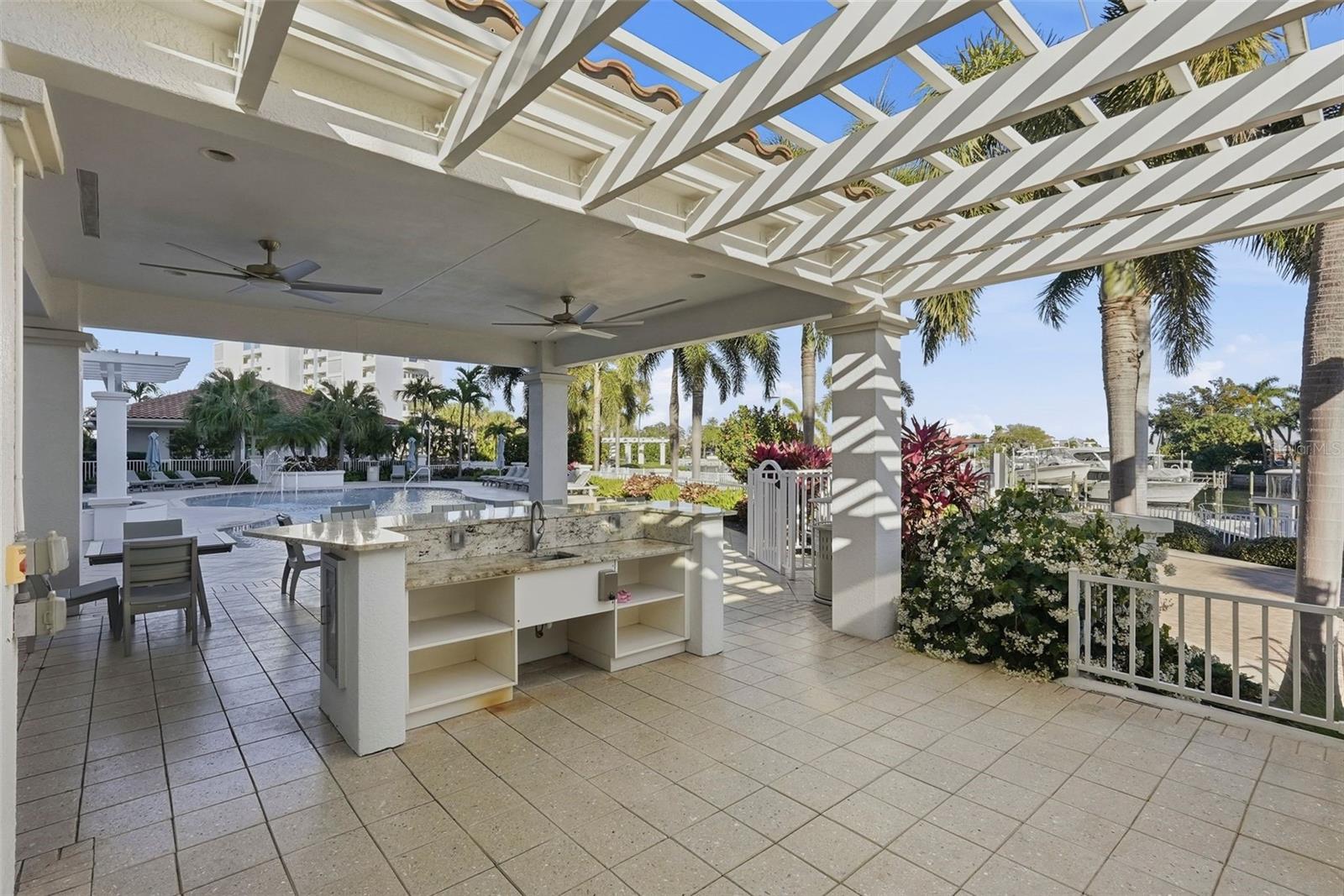 1325 SNELL ISLE BLVD NE #105, ST PETERSBURG, FL — photo 50