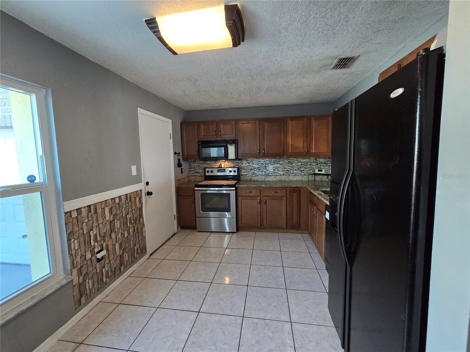 431 CART CT, KISSIMMEE, FL — photo 37