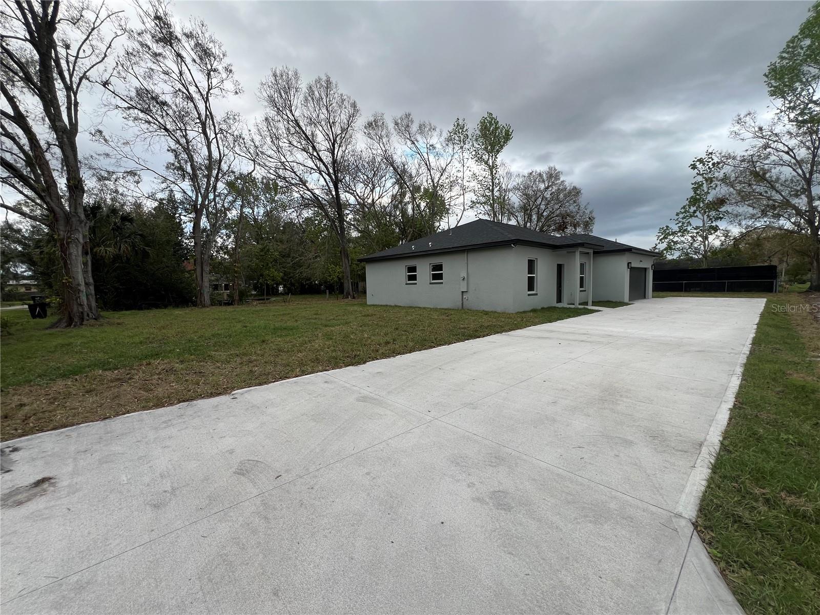 6425 CURTIS ST, ORLANDO, FL — photo 2