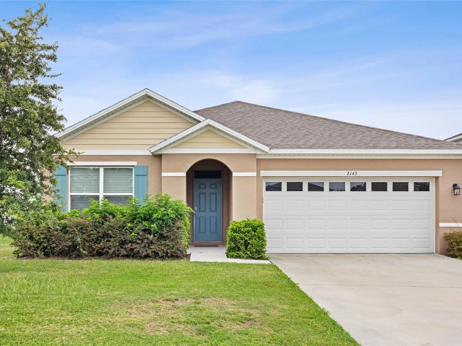 2143 KALIN WAY, TAVARES, FL — photo 1