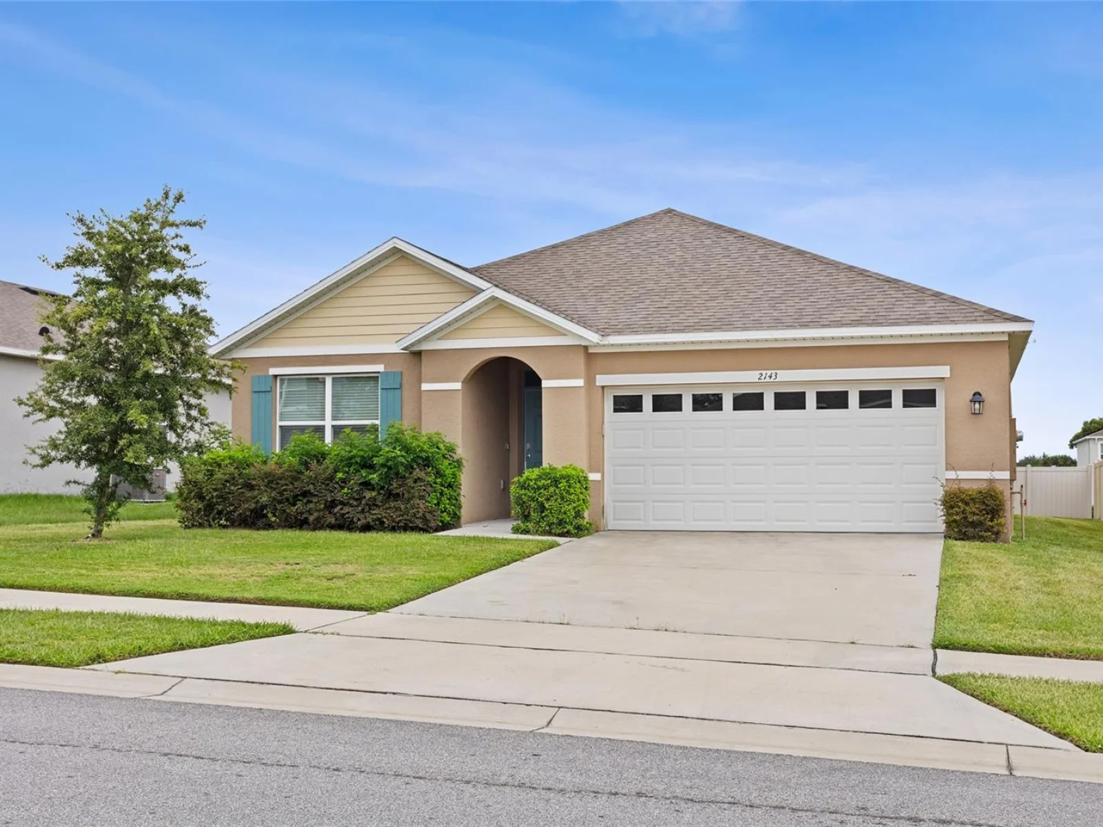2143 KALIN WAY, TAVARES, FL — photo 3