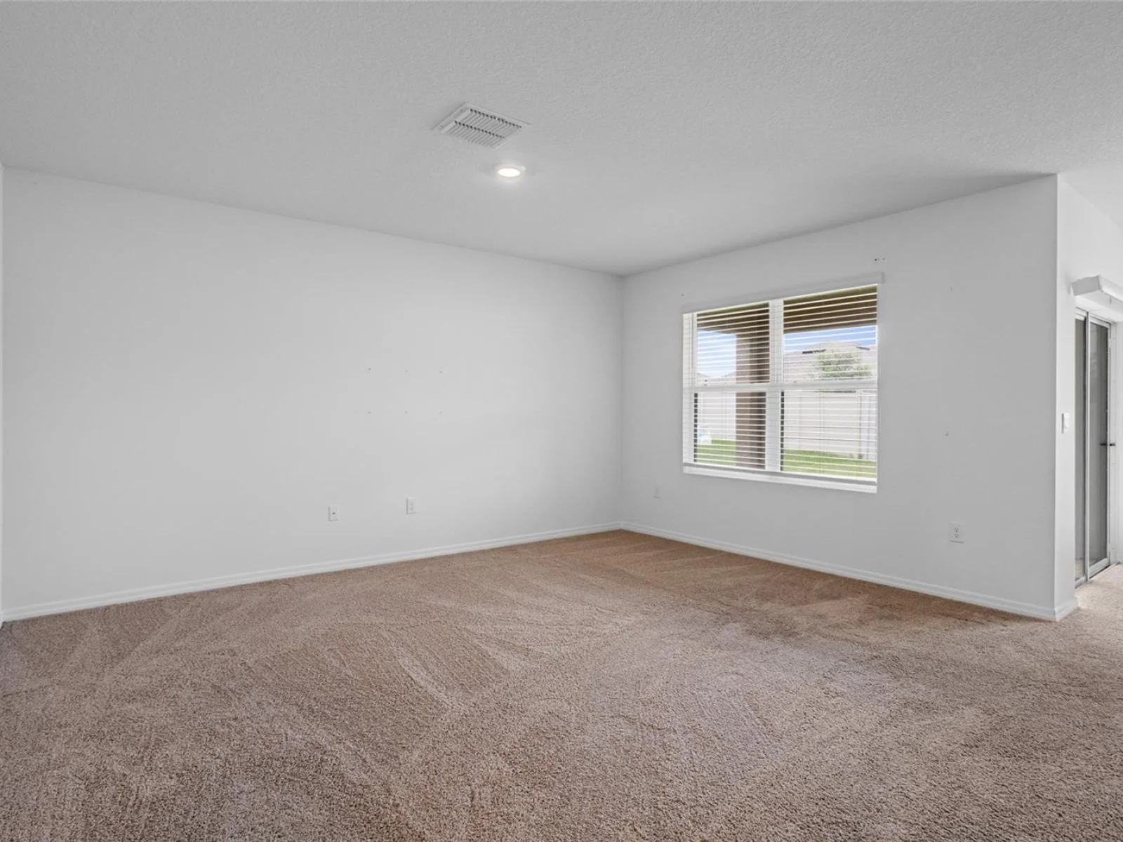 2143 KALIN WAY, TAVARES, FL — photo 28