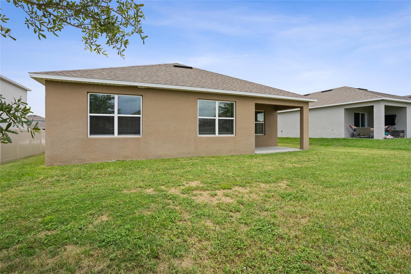 2143 KALIN WAY, TAVARES, FL — photo 72