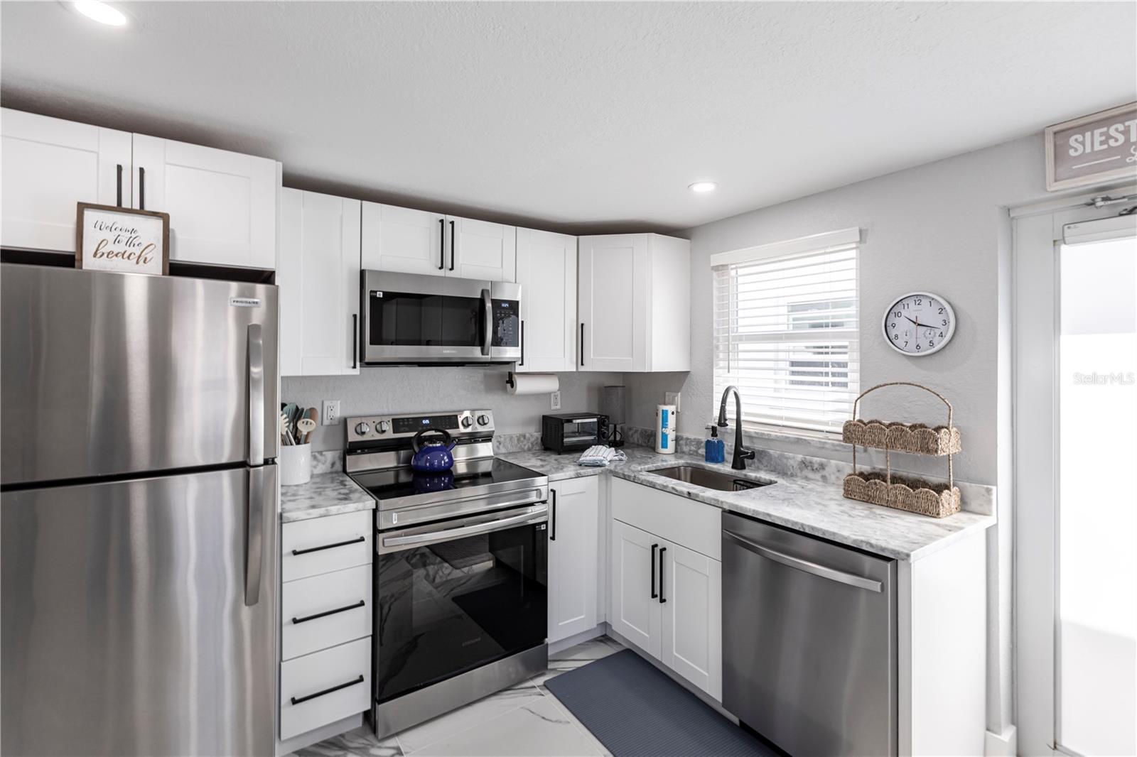 6154 MIDNIGHT PASS RD #C16, SARASOTA, FL — photo 13