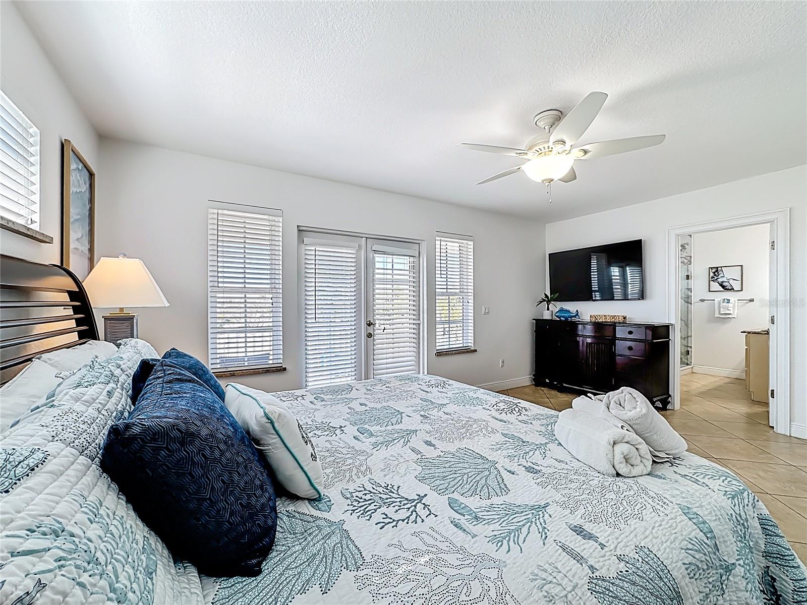 4805 2ND AVE, HOLMES BEACH, FL — photo 38
