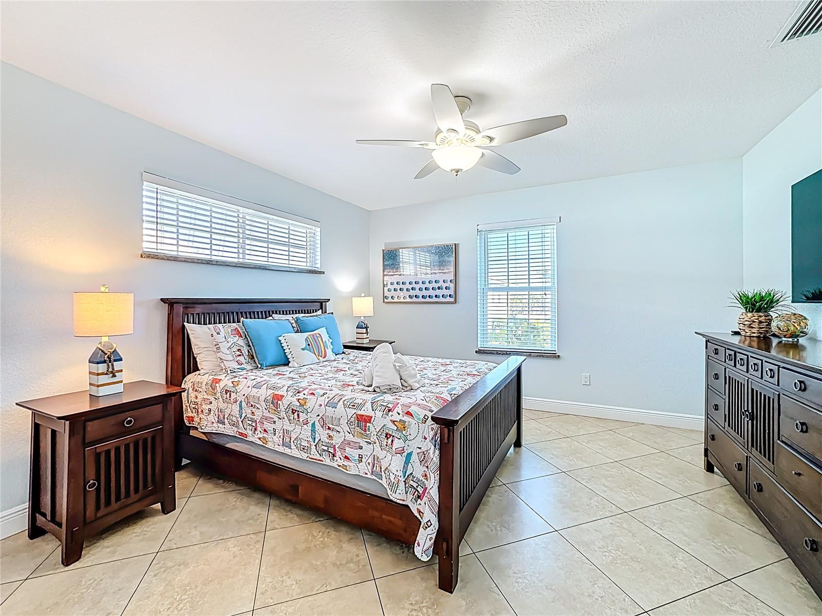 4805 2ND AVE, HOLMES BEACH, FL — photo 41