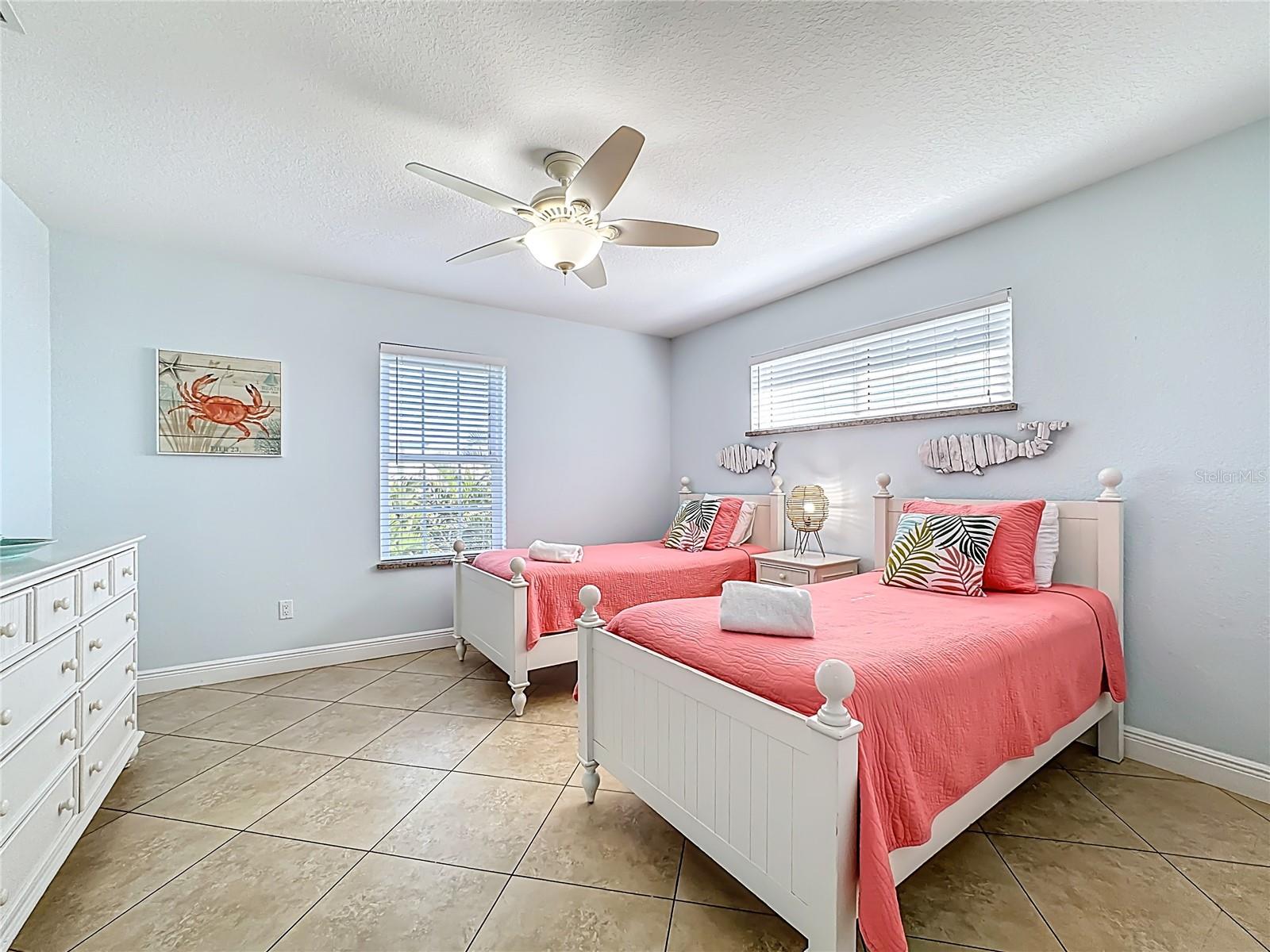 4805 2ND AVE, HOLMES BEACH, FL — photo 44