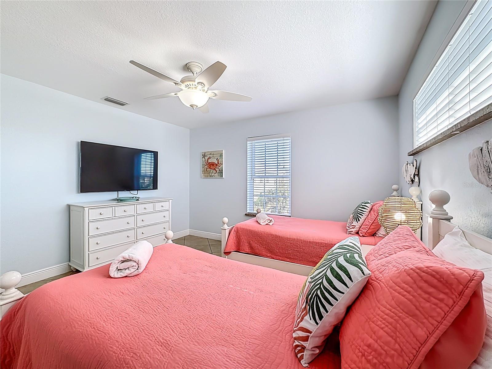 4805 2ND AVE, HOLMES BEACH, FL — photo 45