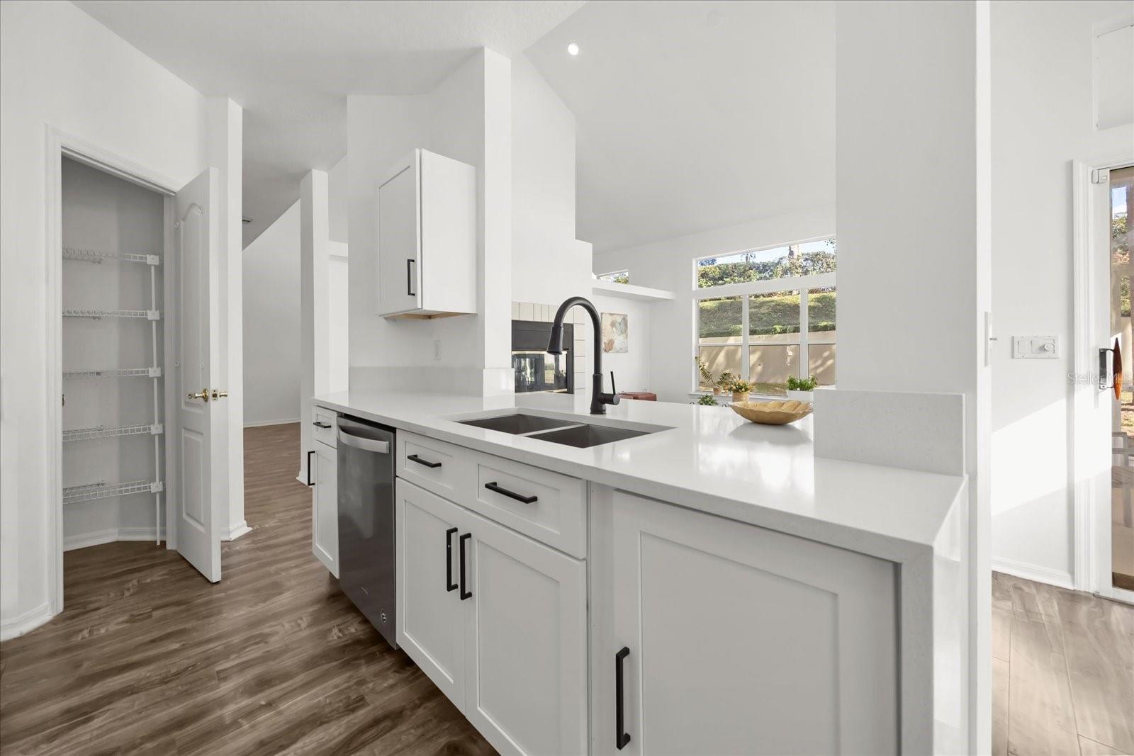 220 WIMBLEDON CIR, LAKE MARY, FL — photo 14