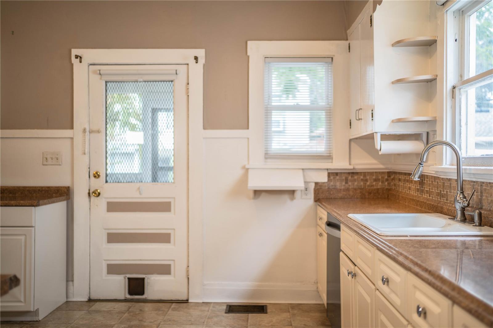 1919 W NORTH A ST, TAMPA, FL — photo 11