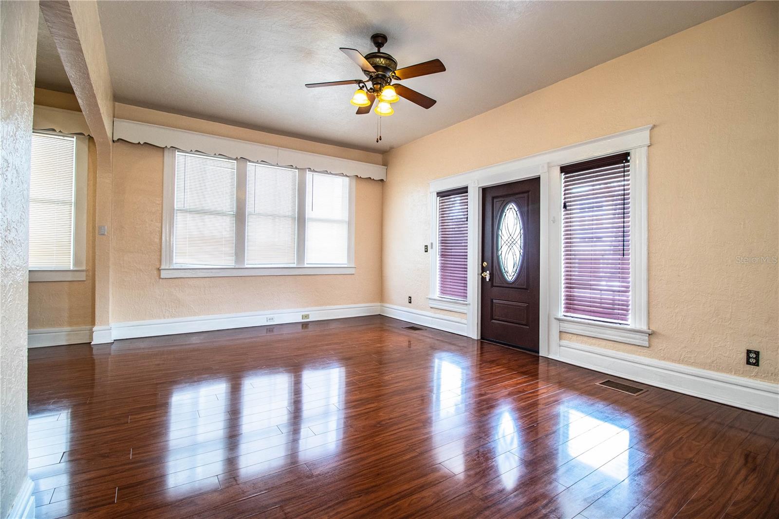 1919 W NORTH A ST, TAMPA, FL — photo 14