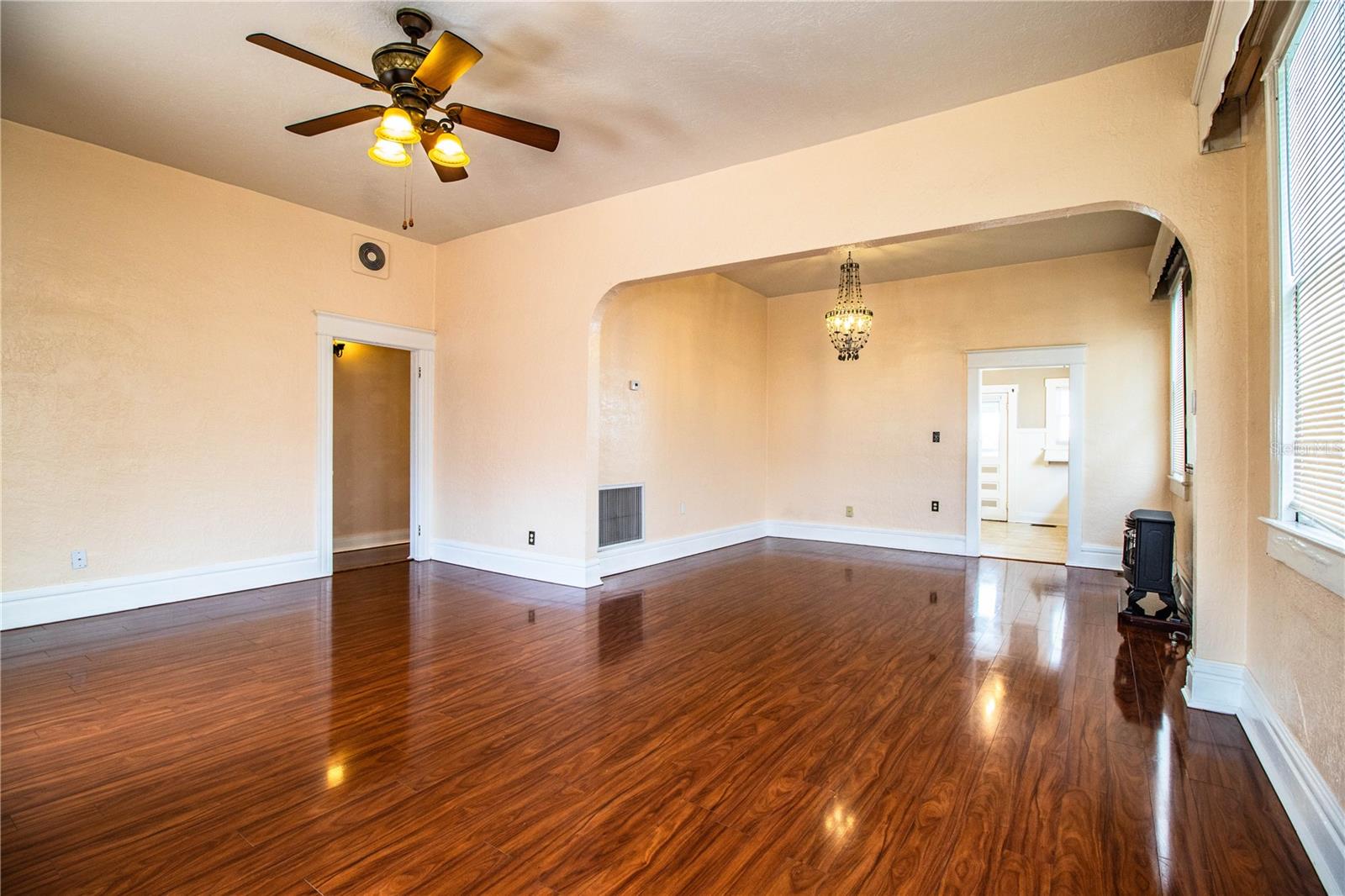 1919 W NORTH A ST, TAMPA, FL — photo 15