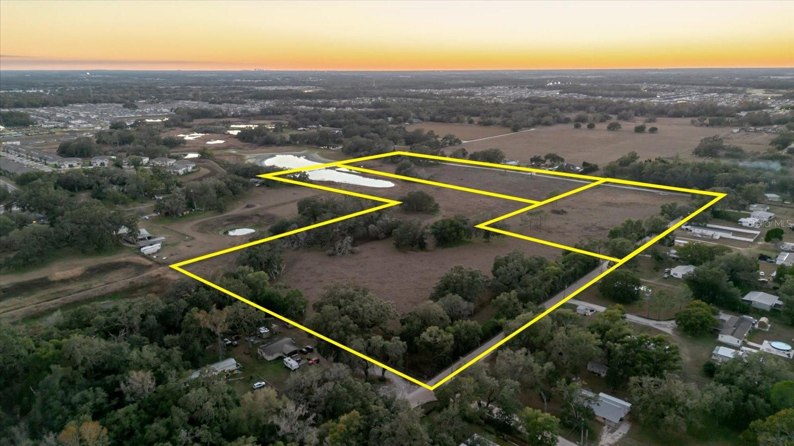 36630 SUNSHINE RD, ZEPHYRHILLS, FL — photo 4
