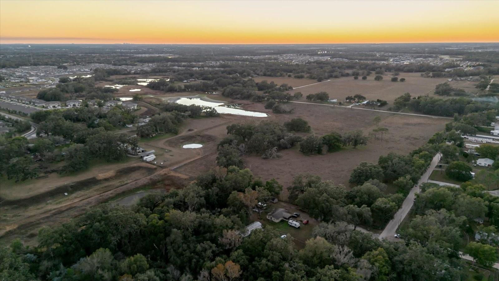 36630 SUNSHINE RD, ZEPHYRHILLS, FL — photo 14