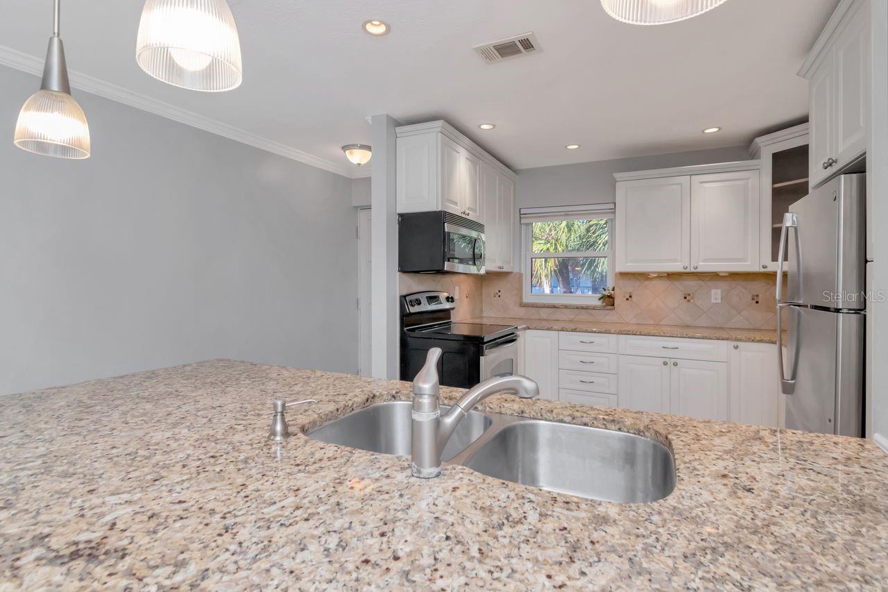 2650 COUNTRYSIDE BLVD #F303, CLEARWATER, FL — photo 22