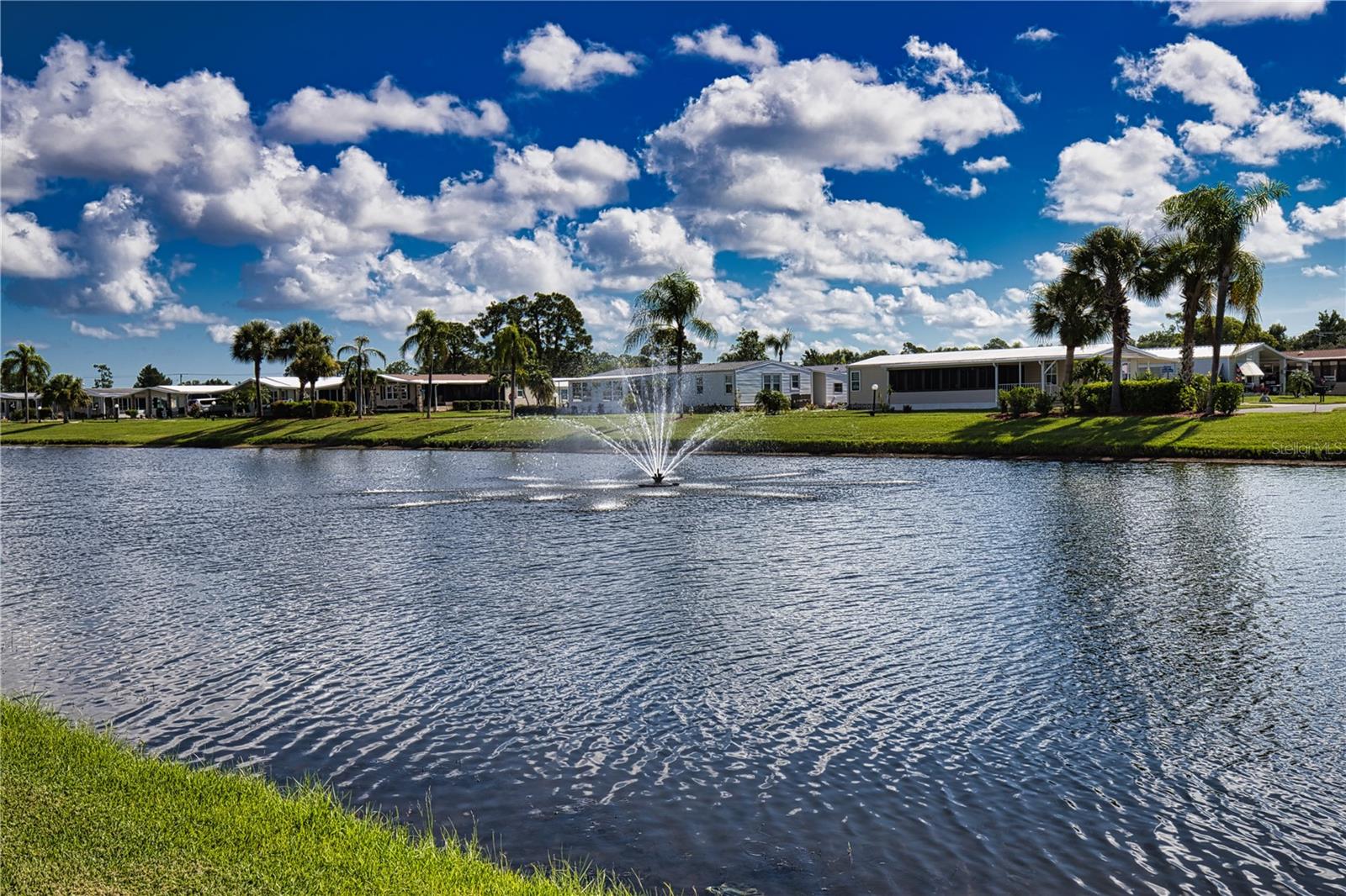 537 LA PLAYA CIR, NORTH PORT, FL — photo 71