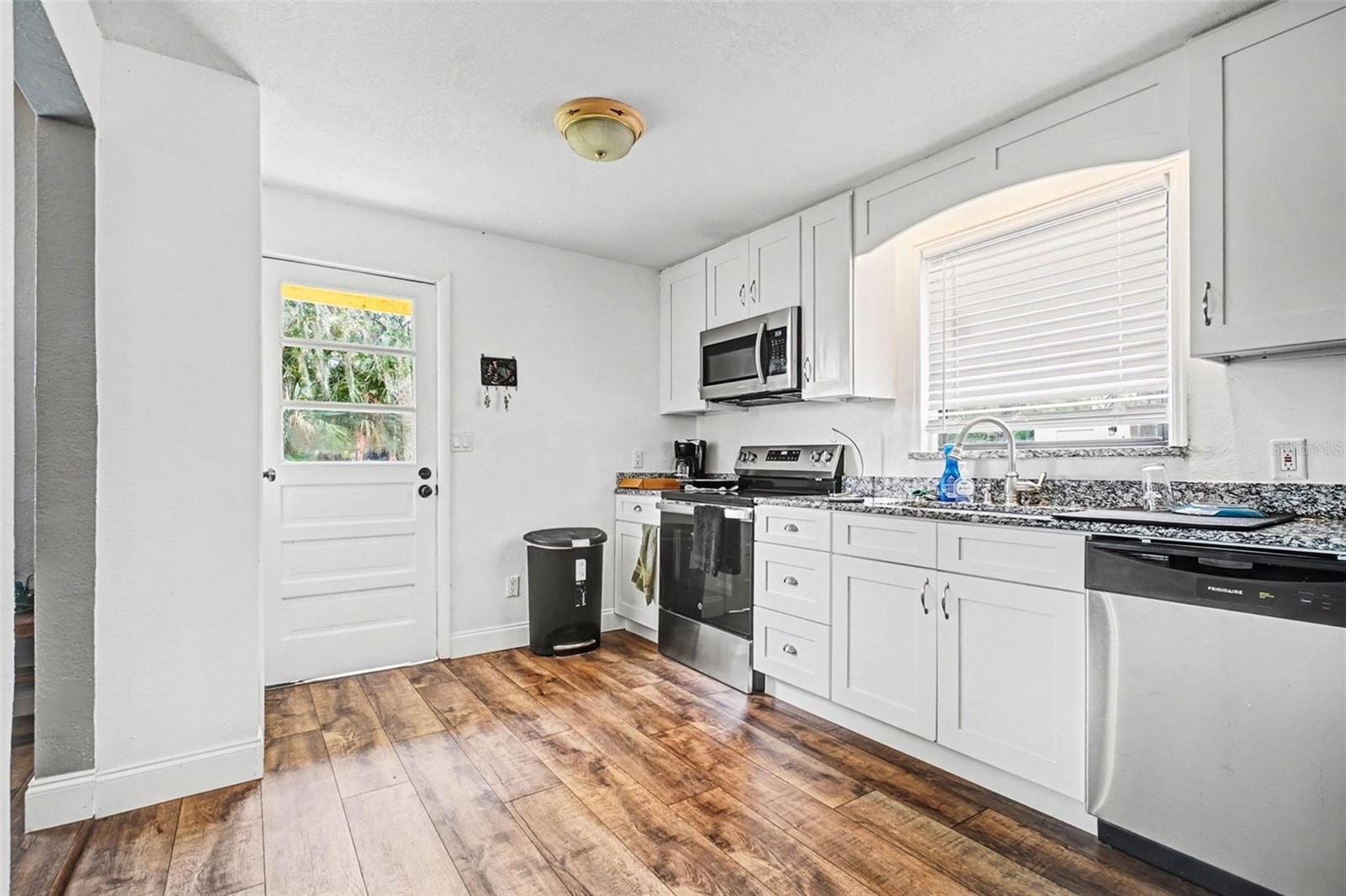55316 CLAIRE ST, ASTOR, FL — photo 19