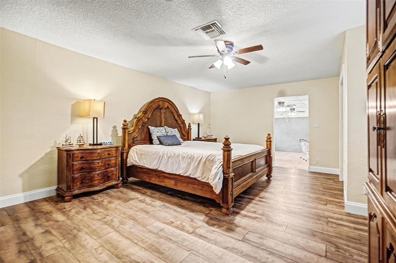 55316 CLAIRE ST, ASTOR, FL — photo 47