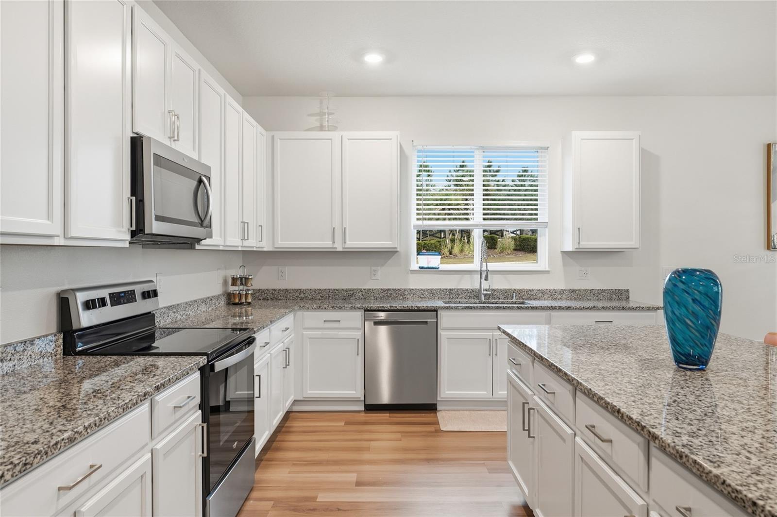 2081 MALBEC CT, MINNEOLA, FL — photo 13