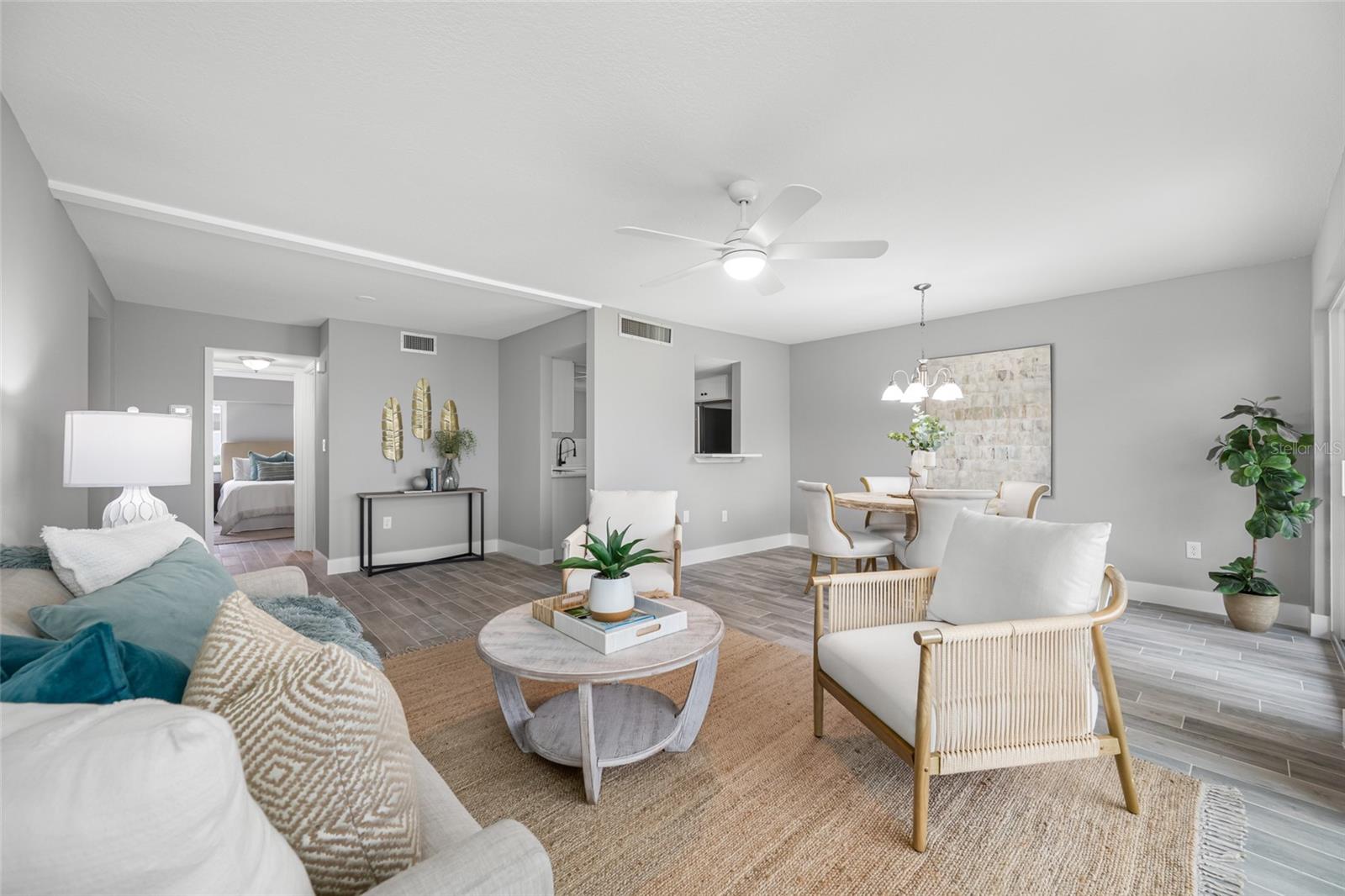 1401 GULF BLVD #113, CLEARWATER BEACH, FL — photo 3