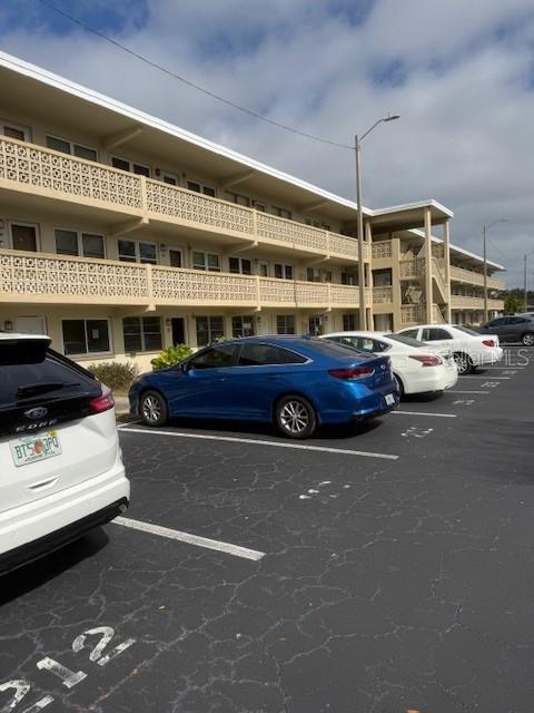 1051 79TH AVE N #212, ST PETERSBURG, FL — photo 2