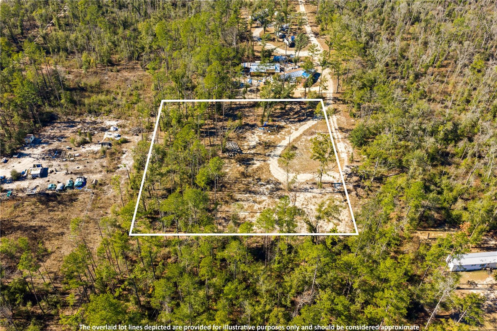 12TH TER, LIVE OAK, FL — photo 2