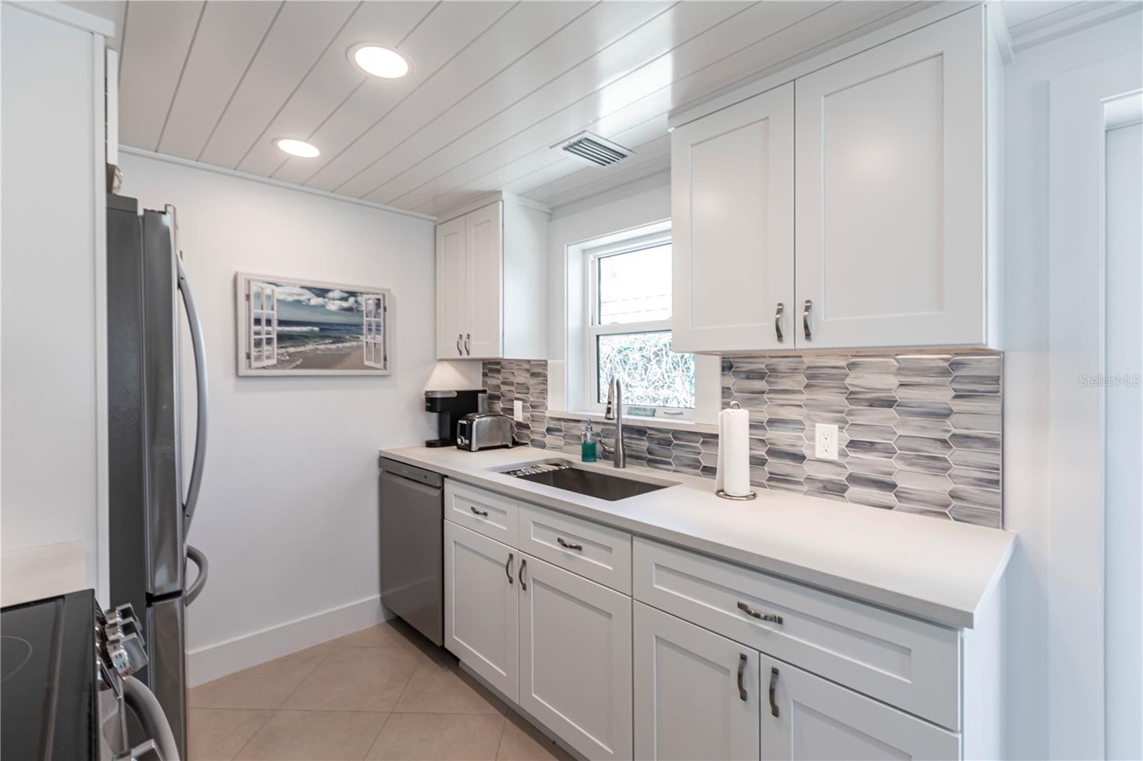 6154 MIDNIGHT PASS RD #A1, SARASOTA, FL — photo 20