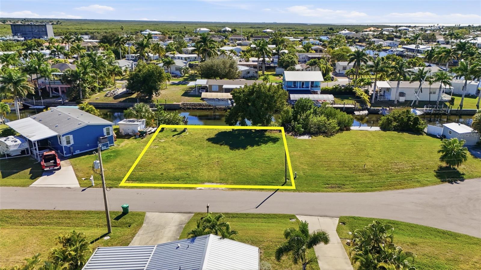 751 CORAL DR, PUNTA GORDA, FL — photo 3