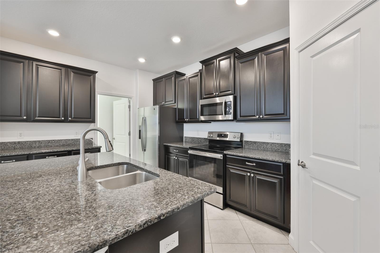 10616 GREAT CORMORANT DR, RIVERVIEW, FL — photo 6