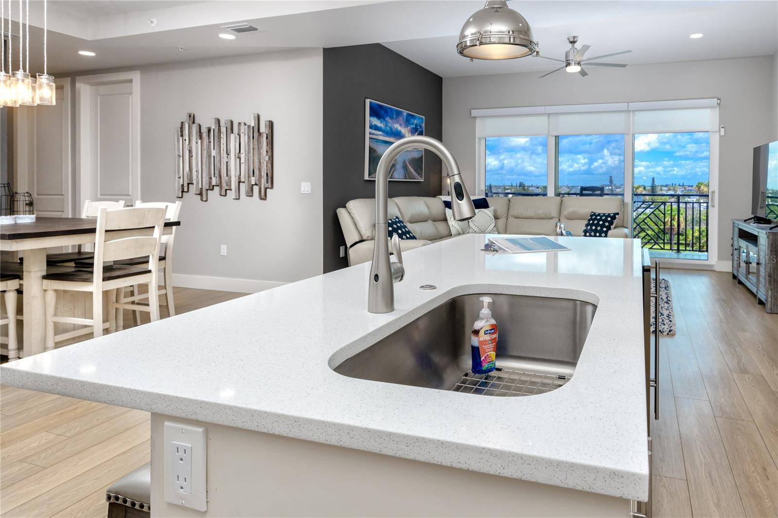 300 150TH AVE #502, MADEIRA BEACH, FL — photo 27