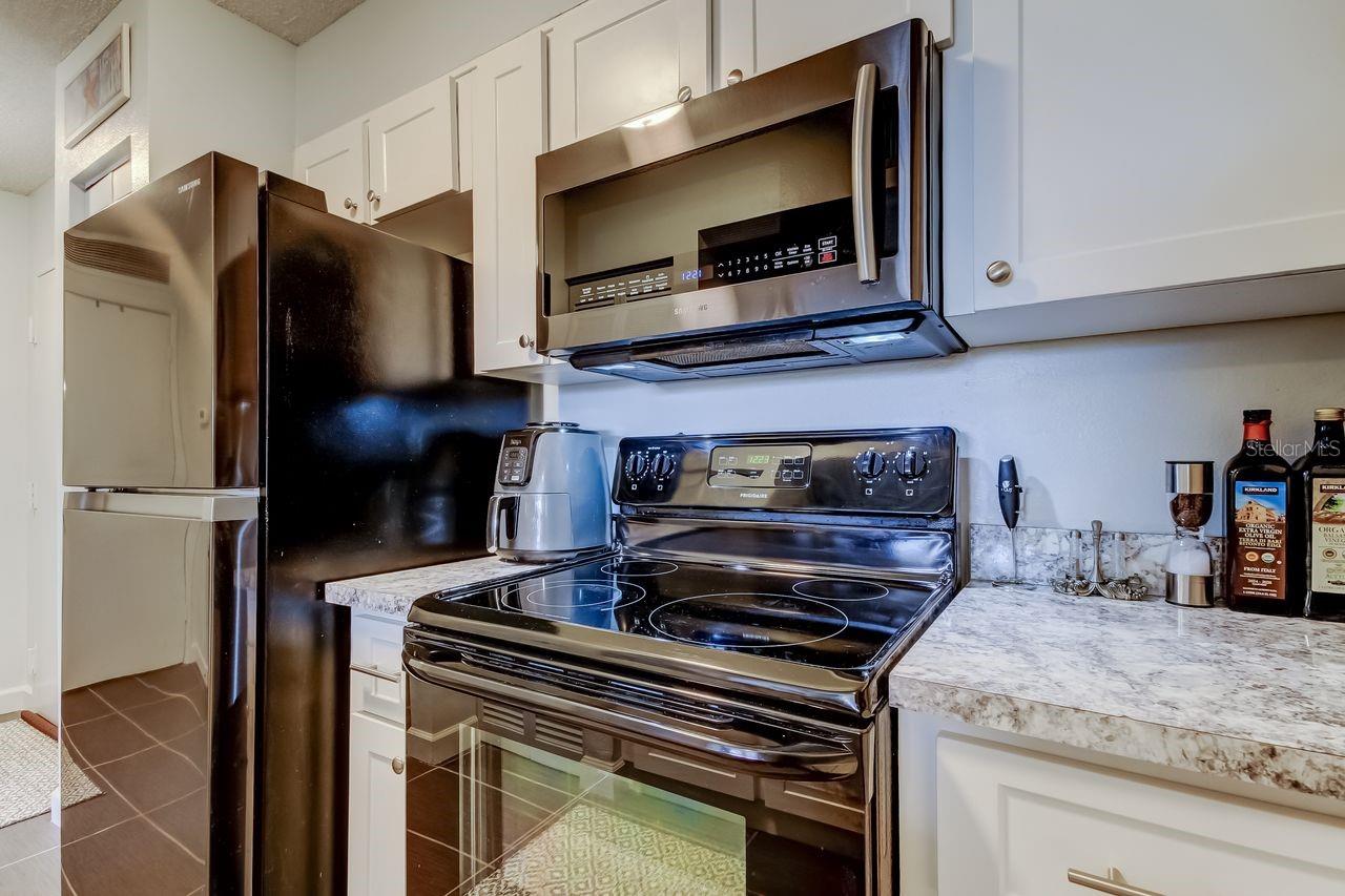 2333 FEATHER SOUND DR #B211, CLEARWATER, FL — photo 4