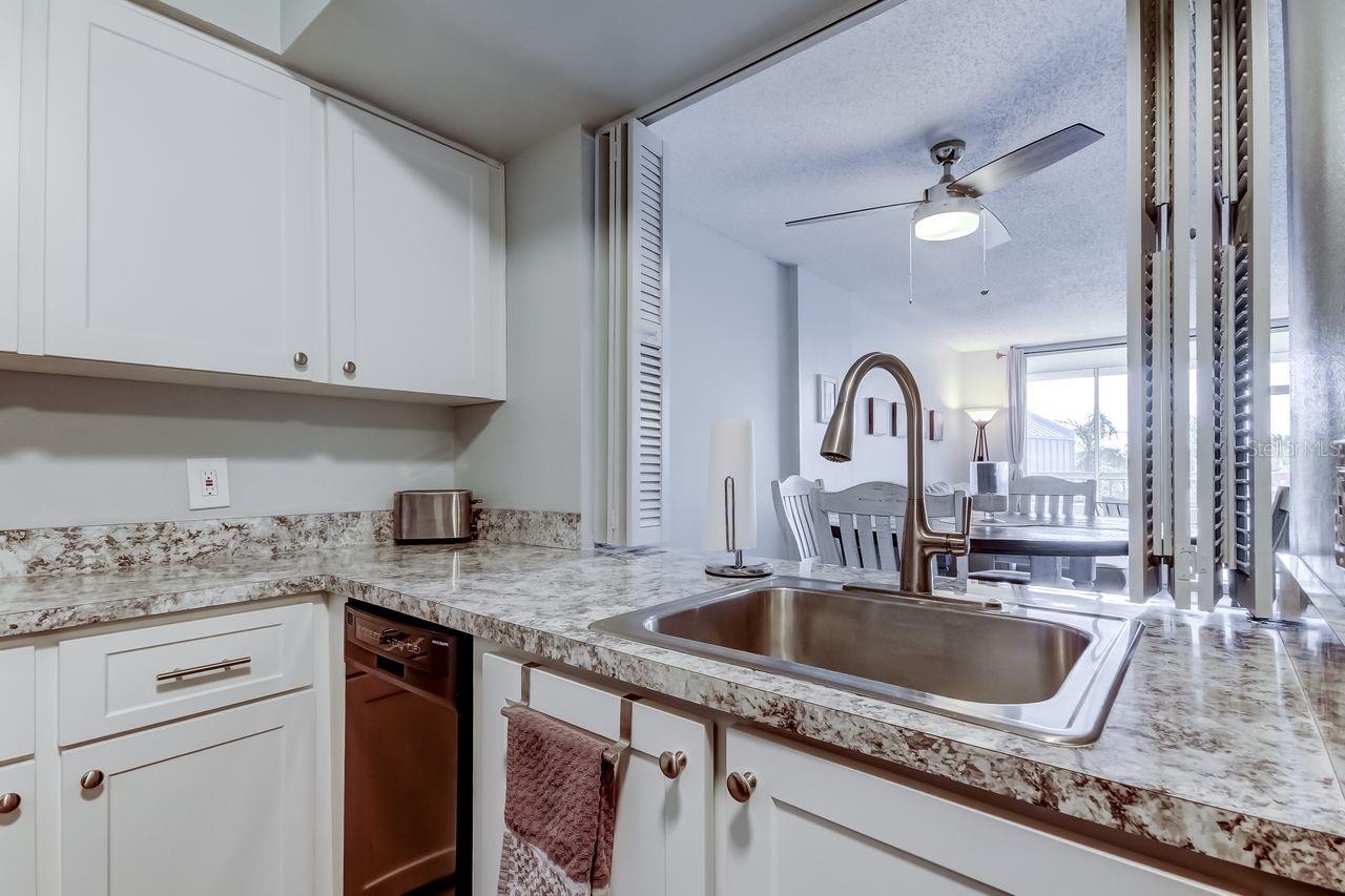 2333 FEATHER SOUND DR #B211, CLEARWATER, FL — photo 7