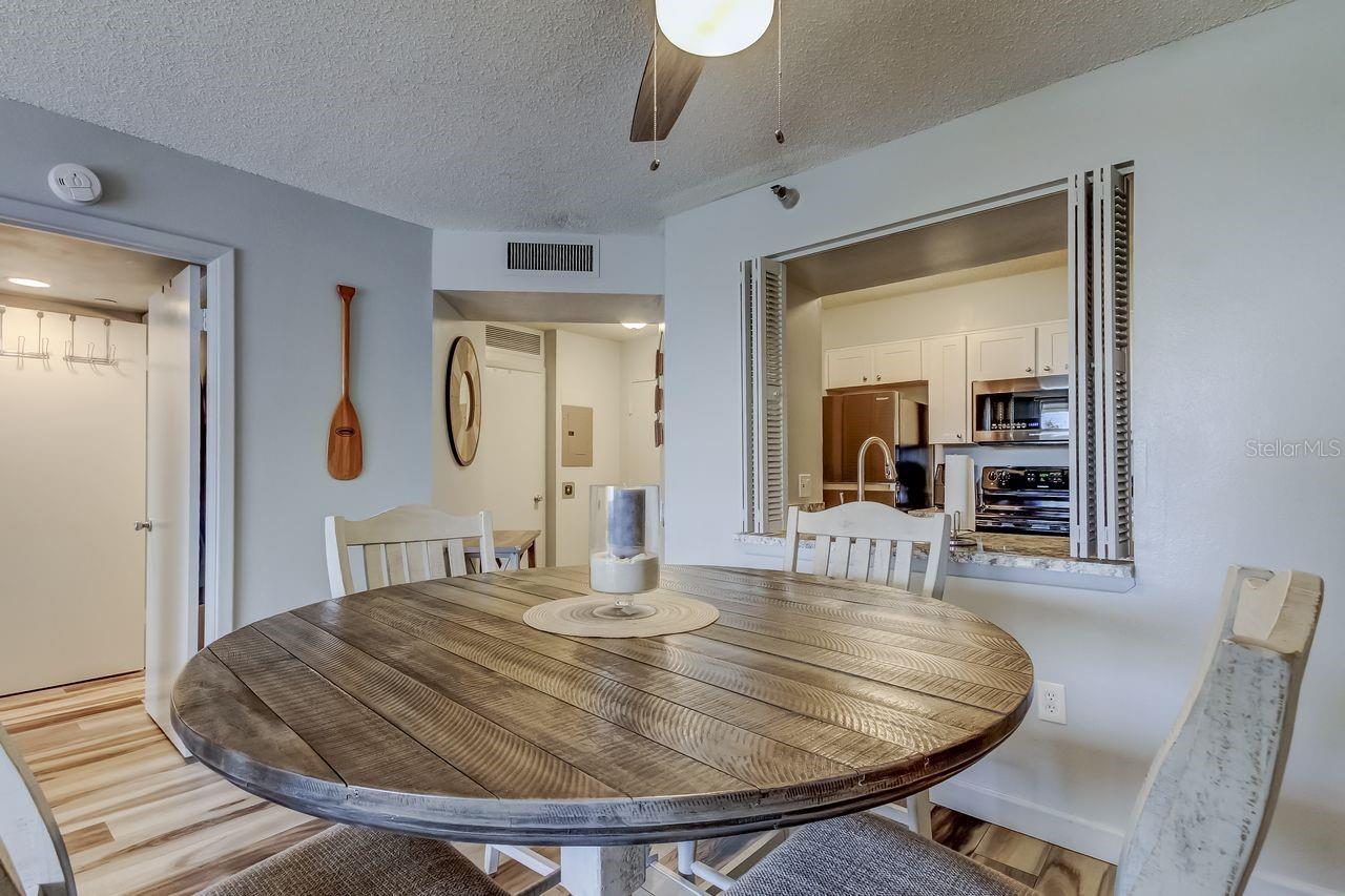 2333 FEATHER SOUND DR #B211, CLEARWATER, FL — photo 9