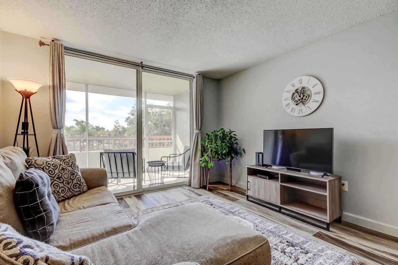 2333 FEATHER SOUND DR #B211, CLEARWATER, FL — photo 10
