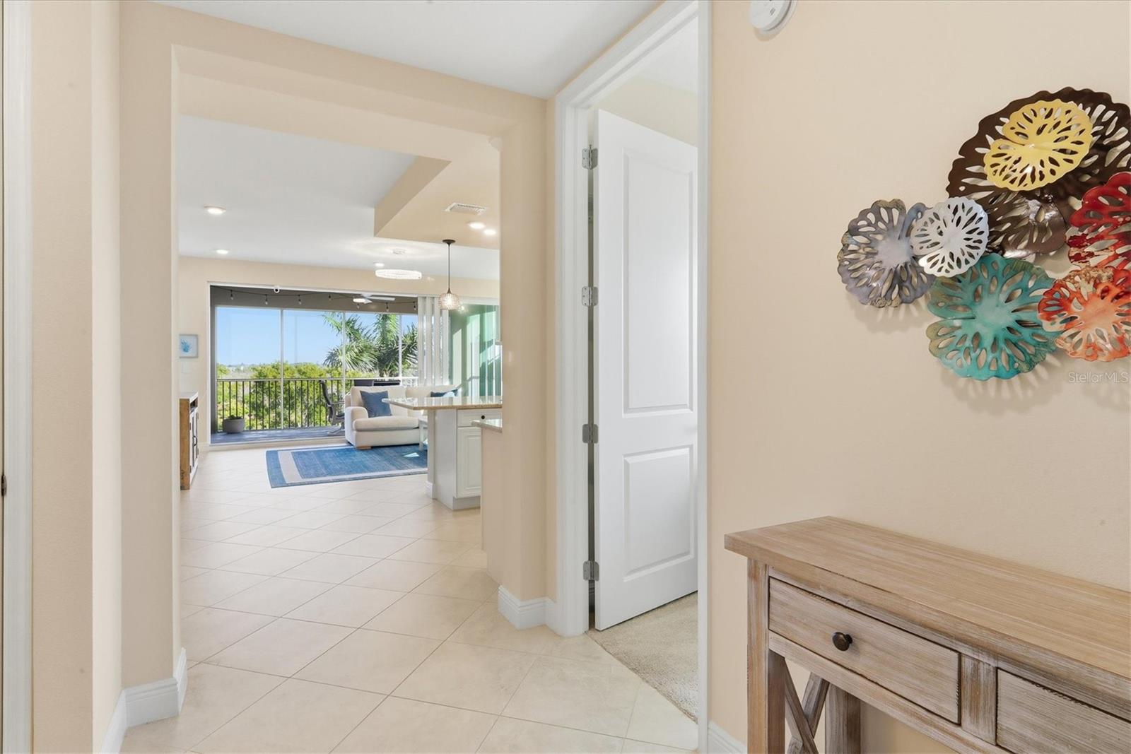 395 ARUBA CIR #303, BRADENTON, FL — photo 5